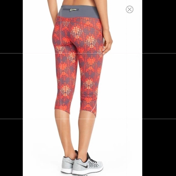 Zella Red Blaze Run Geo Print Leggings Size M - Picture 4 of 16